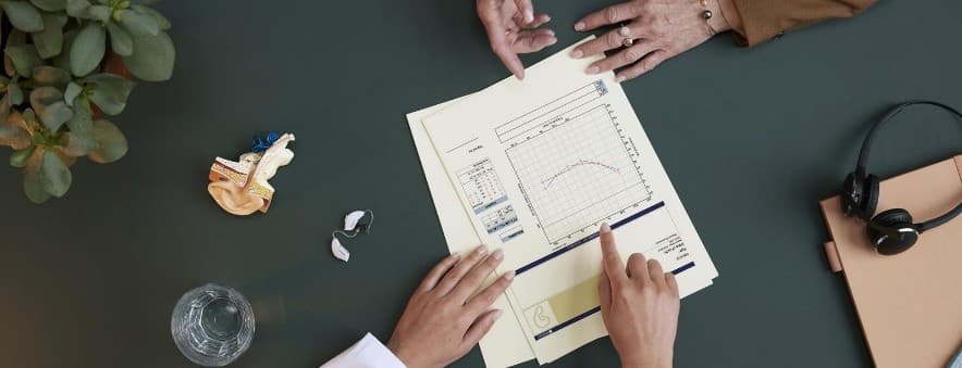 برمجة وصيانة كافة أنواع السماعات الطبية